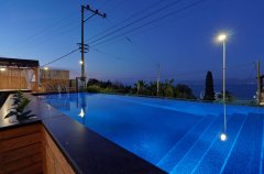 אואזיס פאלאס 21