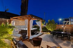 אואזיס פאלאס 56