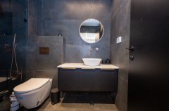 פסגת השמונה 69