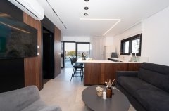 פסגת השמונה 8