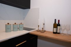 פסגת השמונה 28