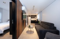 פסגת השמונה 24