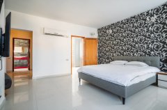 וילה יוקה 17