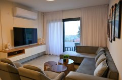 שיר בכנרת במושבה מגדל 8