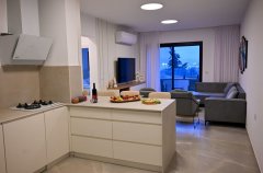 שיר בכנרת במושבה מגדל 43