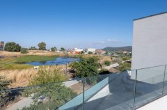 וילה אלפא 33