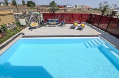 הבית באגם 24