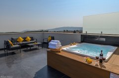 הבית באגם 19